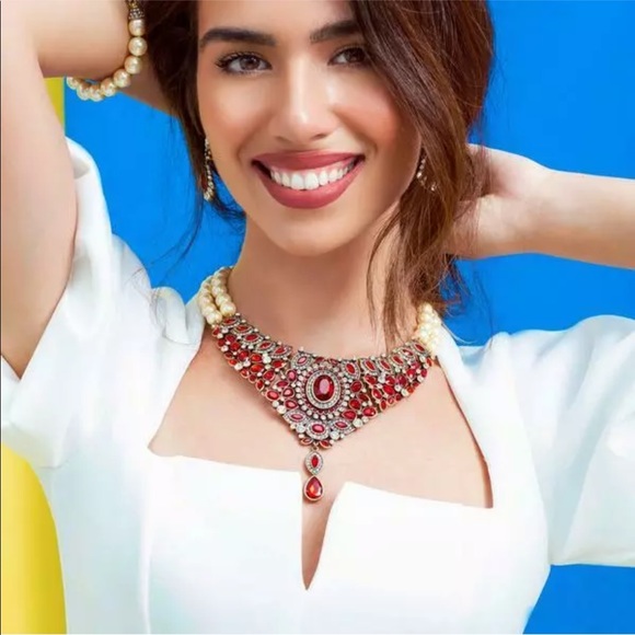 Heidi Daus Necklace - Picture 2 of 3